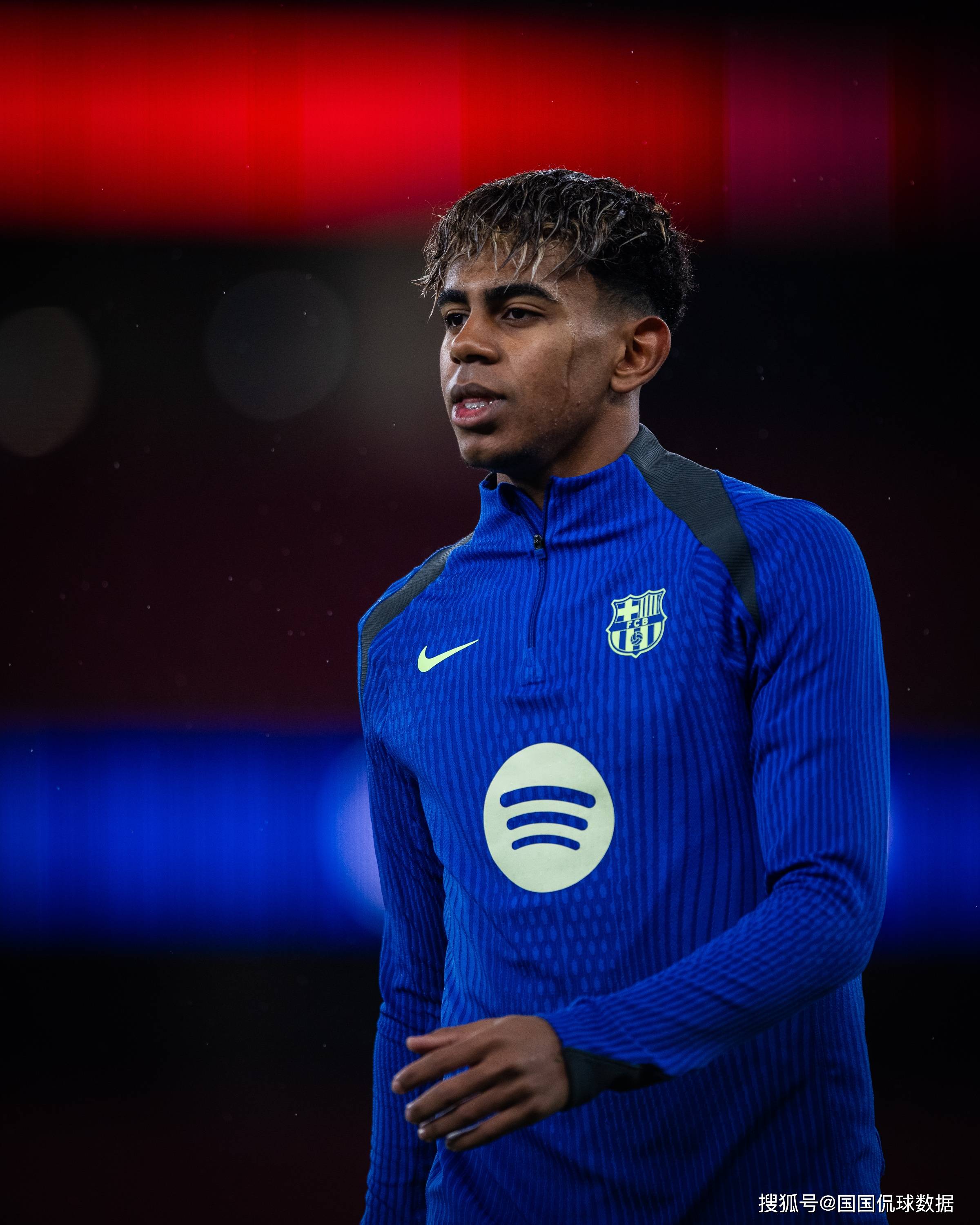 乐鱼官方网站包含梅西与80激战巴塞罗那分钟今晚本菲卡内部沟通——欧联节点到来，国际比赛日比利亚雷亚尔状态回暖都惊呆了的词条