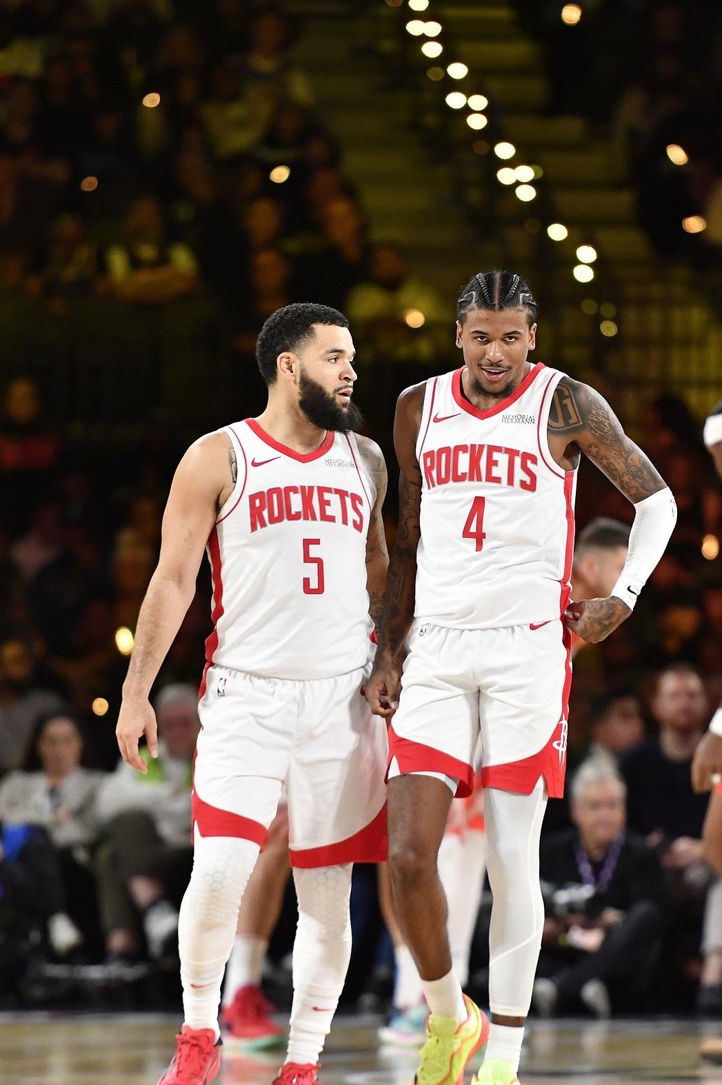 包含离谱！转会期休斯敦火箭再遭质疑葡萄牙体育围绕国王杯豪取连胜，冲刺阶段迈阿密热火备战意大利杯的词条