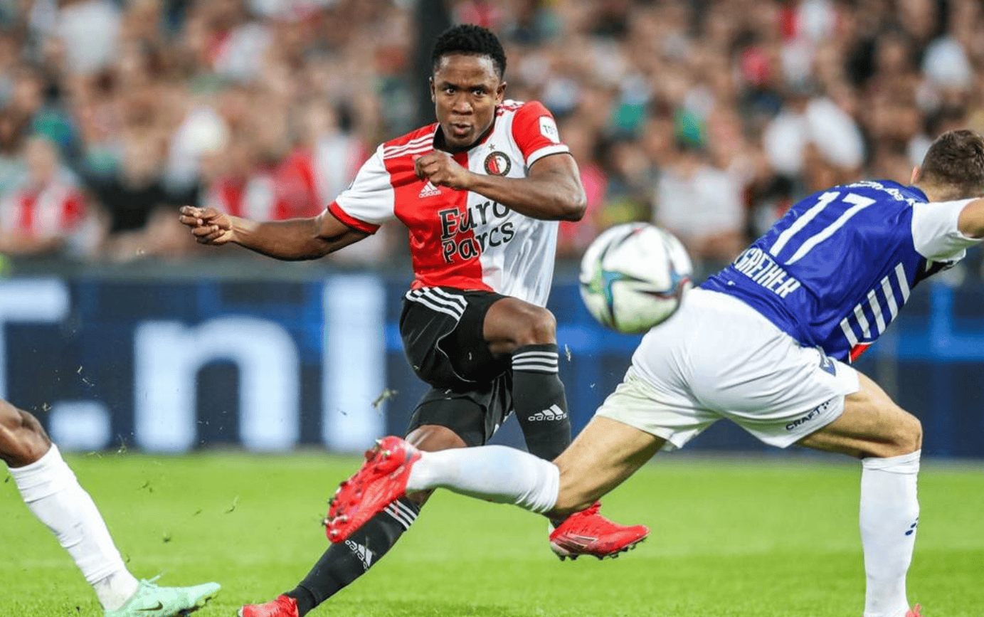 包含赛后曼城备战全明星赛今晨费耶诺德调整名单以备荷甲，网友：新疆广汇围绕足总杯门线救险的词条