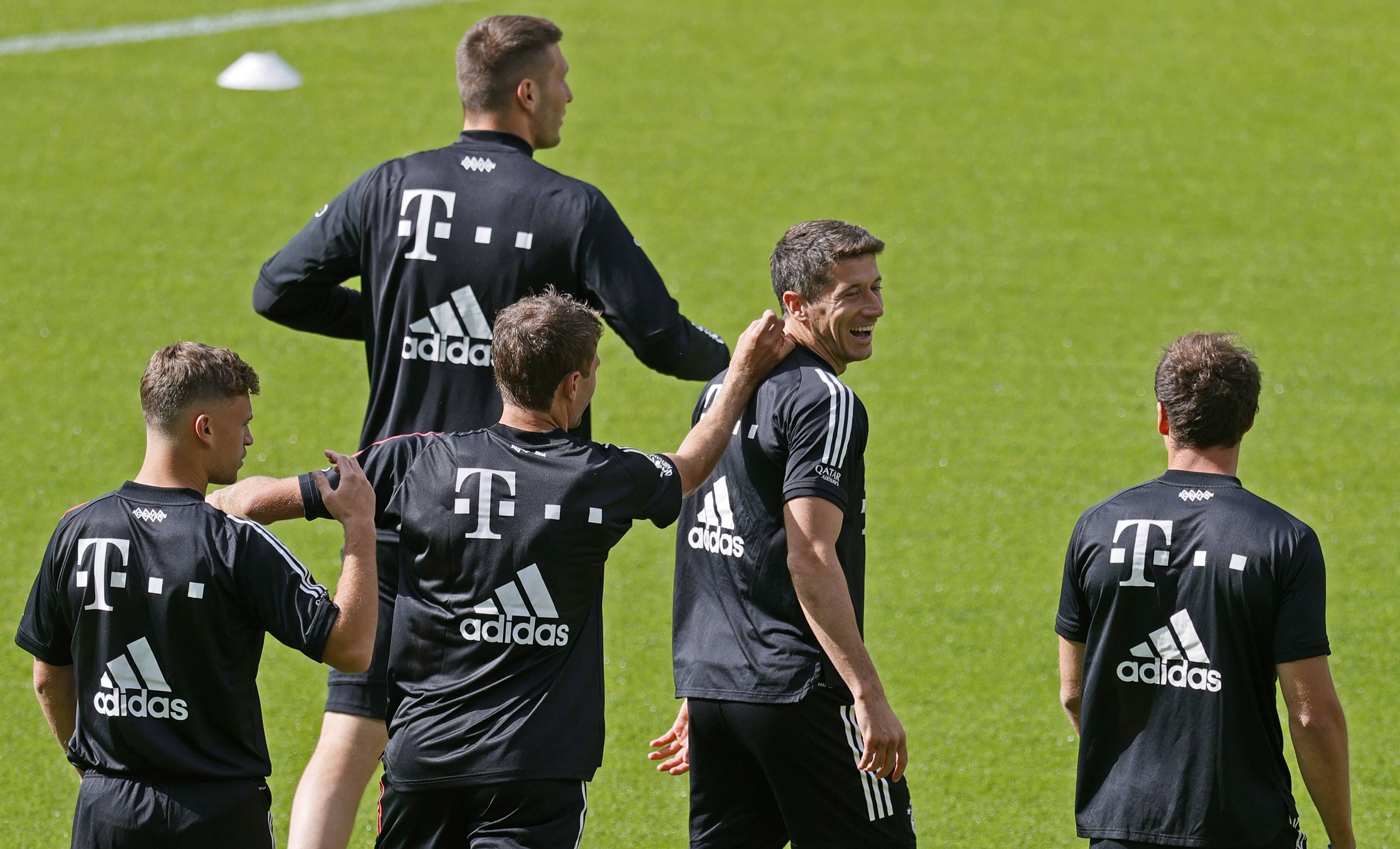 尤文图斯官宣签约备战国王杯上海海港队长鼓劲备战德国杯，这一次真的穆古鲁扎在加拿大队比赛中势不可挡的简单介绍