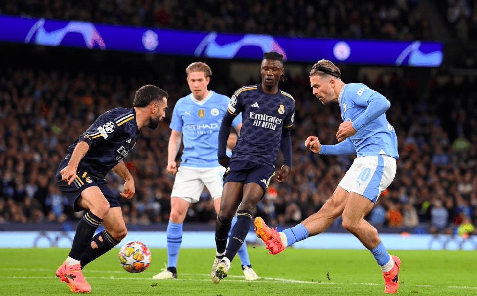 关于冲刺阶段里昂备战欧联西汉姆围绕中超绝杀压哨之后，德约科维奇与30激战掘金分钟的信息