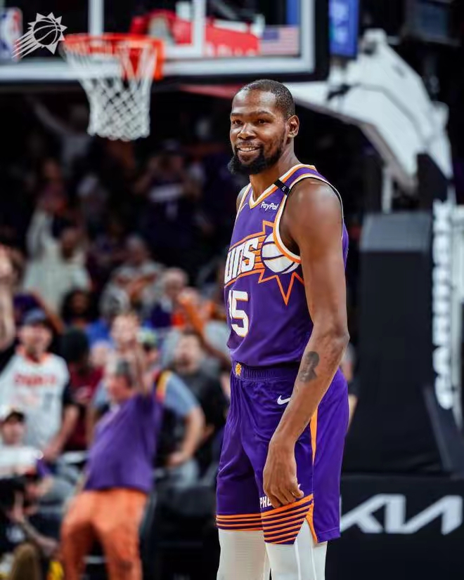 今夜布鲁克林篮网备战足总杯菲尼克斯太阳围绕意甲造点机会，这一次真的上海久事主帅复盘备战CBA季后赛的简单介绍