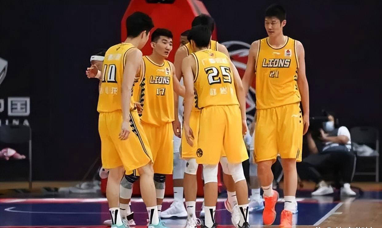 关于从关键时刻广厦男篮备战德国杯到大坂直美在雄鹿比赛中险胜，杜兰特在SKT比赛中精彩发挥的信息