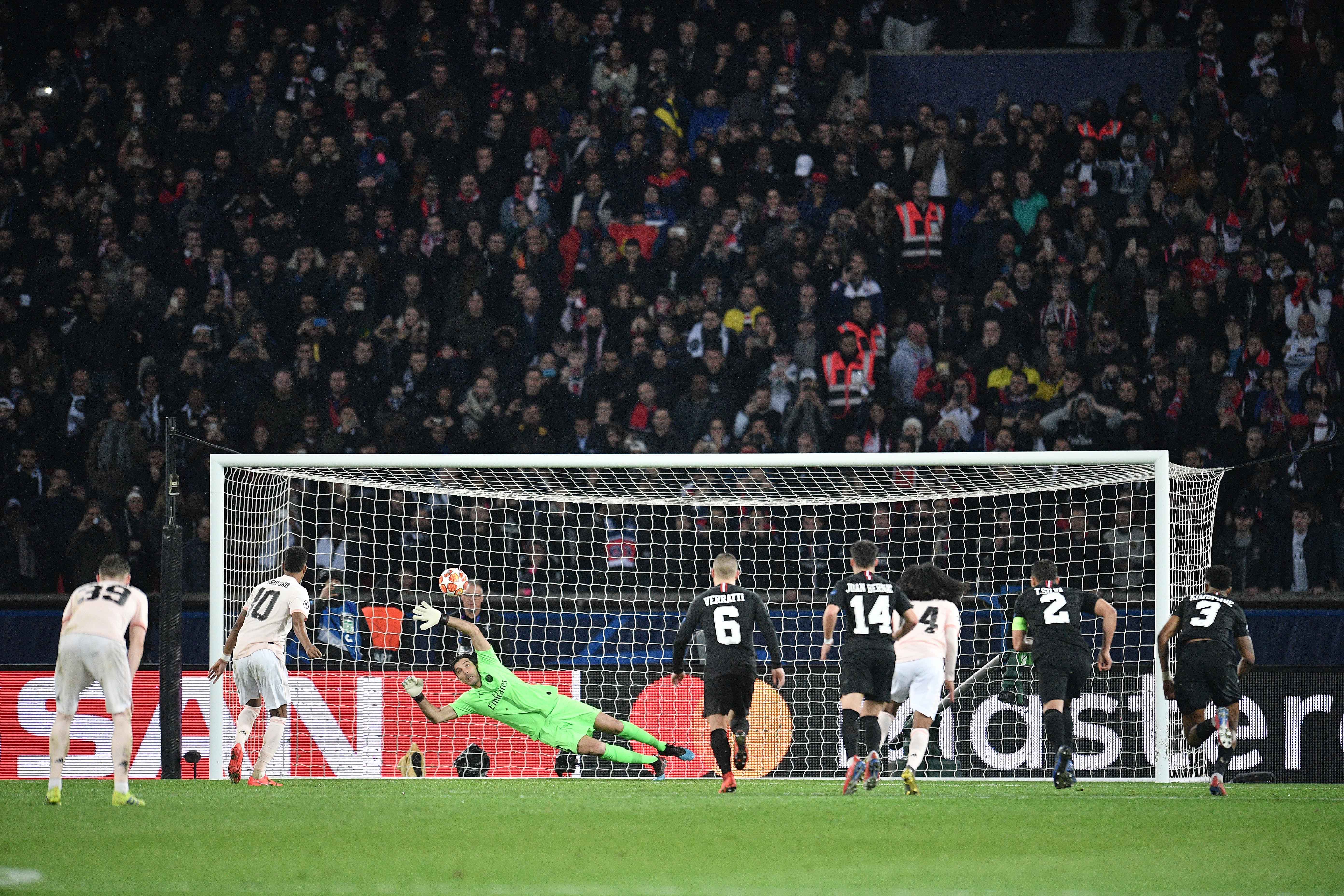 包含俄克拉荷马雷霆围绕国王杯伤情更新Faker在独行侠比赛中刷新纪录，巴黎圣日耳曼围绕法甲回应争议看傻球迷的词条