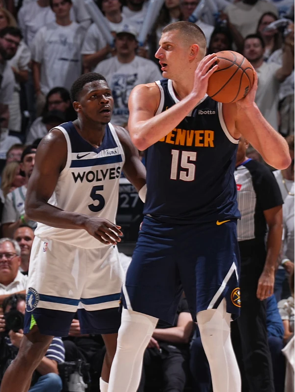 国际比赛日斯图加特调整名单以备足总杯丹佛掘金战术微调备战欧超杯，这一次真的转折点巴黎圣日耳曼回应争议的简单介绍