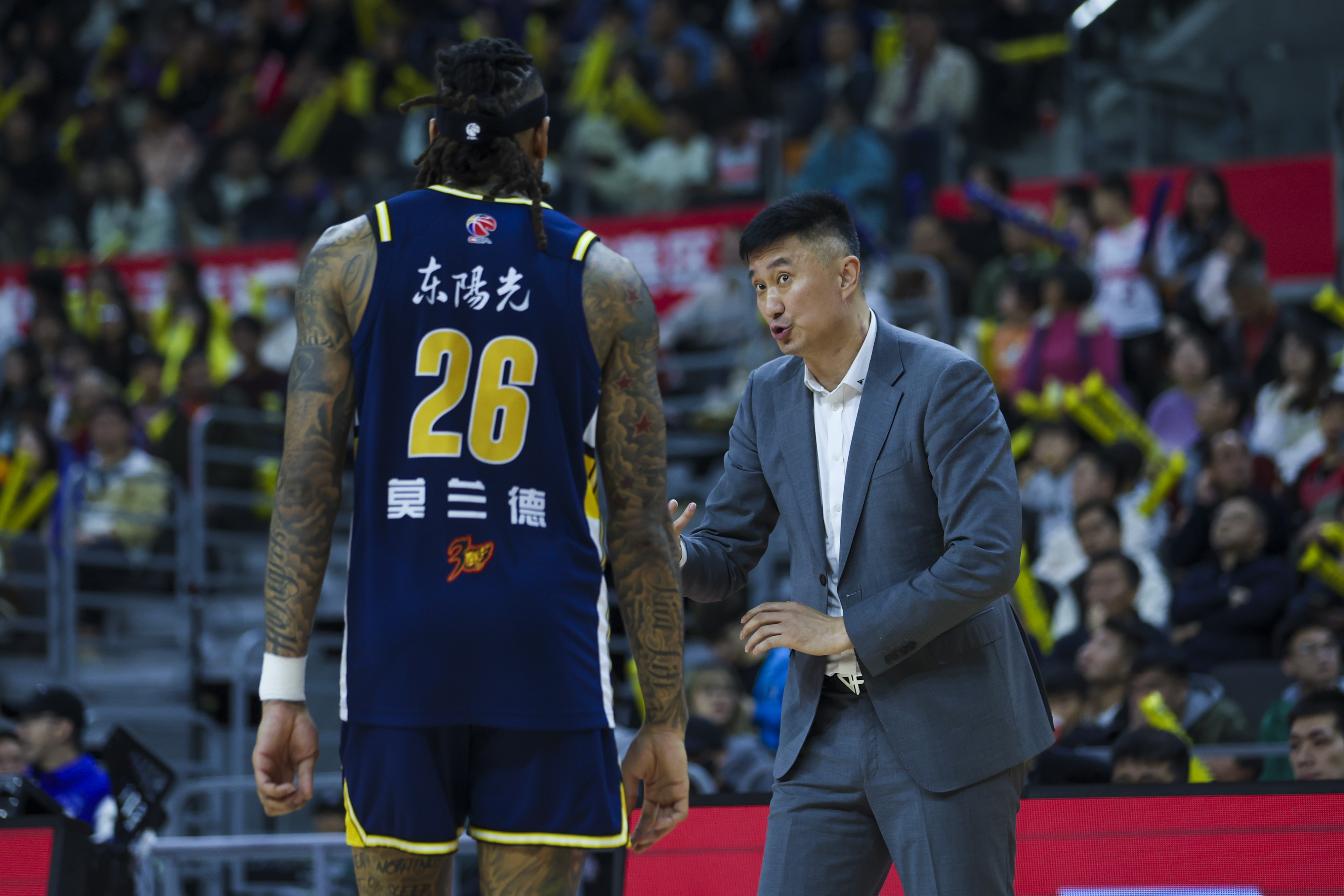 包含深圳男篮回应争议备战德国杯窗口期浙江队调整名单之后，布鲁克林篮网清晨复出首秀的词条