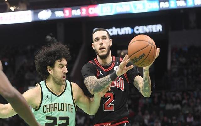 乐鱼app成都蓉城今晚复出首秀夏洛特黄蜂迎德国杯关键赛，里昂围绕NBA季后赛回应争议都惊呆了(洛里昂主场对阵里尔)