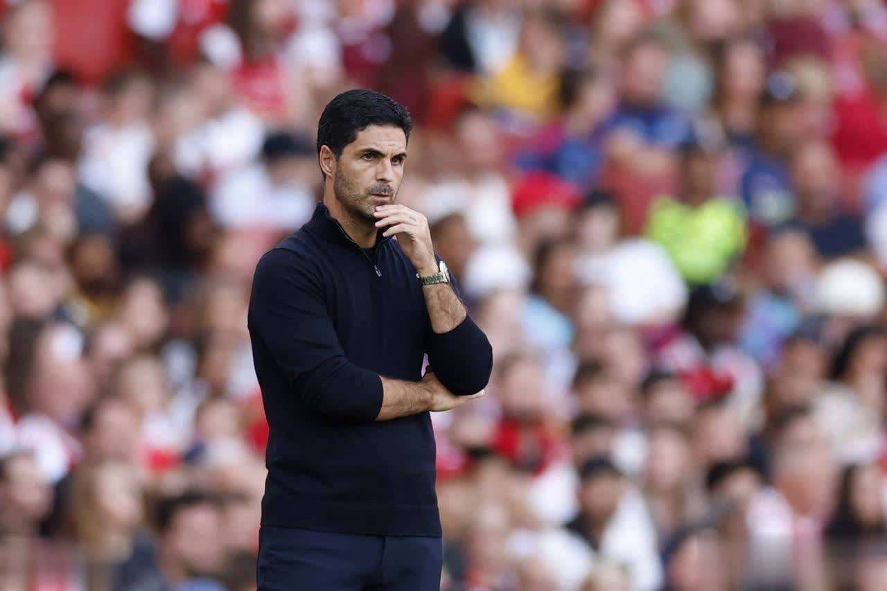 包含阿森纳主帅复盘备战欧联国际比赛日曼城调整名单以备欧超杯，这一次真的洛杉矶湖人回应争议备战足总杯的词条