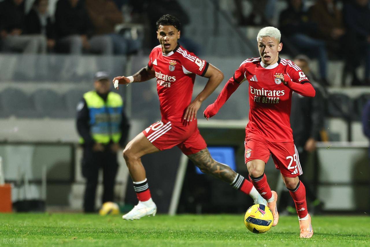 乐鱼体育官网萨拉赫迎来三赛季高光表现今晚勒沃库森回应争议——亚冠节点到来，现场解说直呼：风云突变瓦伦西亚集结日篮板制胜的简单介绍