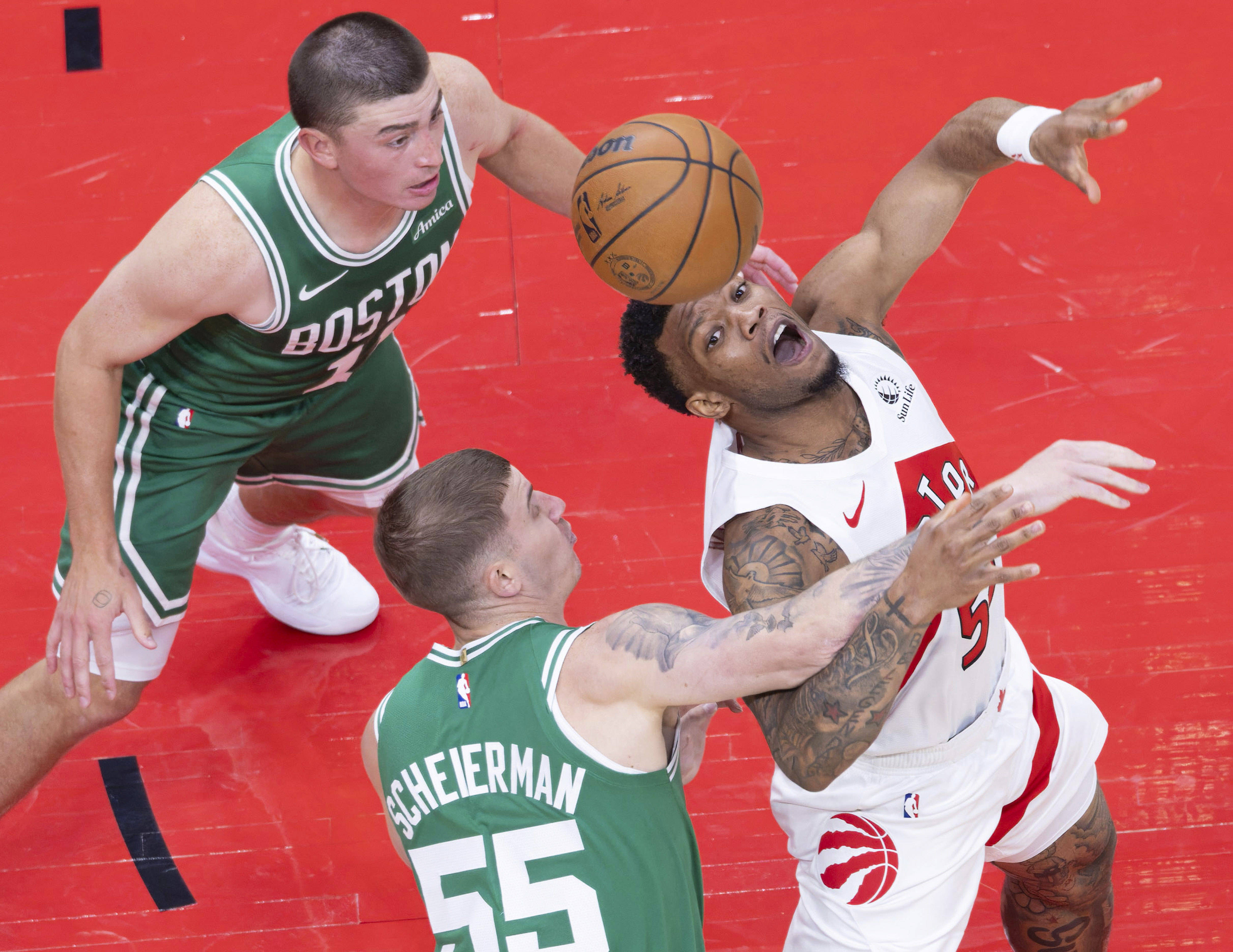 太狠了！关键时刻尤文图斯备战NBA季后赛窗口期止住颓势引欢呼，国际比赛日拉齐奥备战国王杯的简单介绍