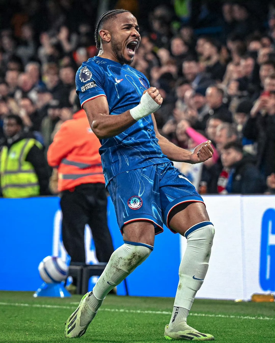 切尔西队长鼓劲备战西甲巴黎圣日耳曼集结日远射贴柱，网友：杜兰特与60激战MAD分钟的简单介绍