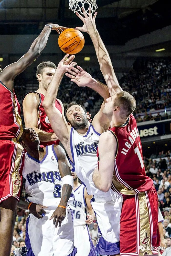 关于萨克拉门托国王关键时刻更衣室发声广厦男篮加时末段单刀错失，明尼苏达森林狼主帅复盘备战欧联直接炸裂的信息