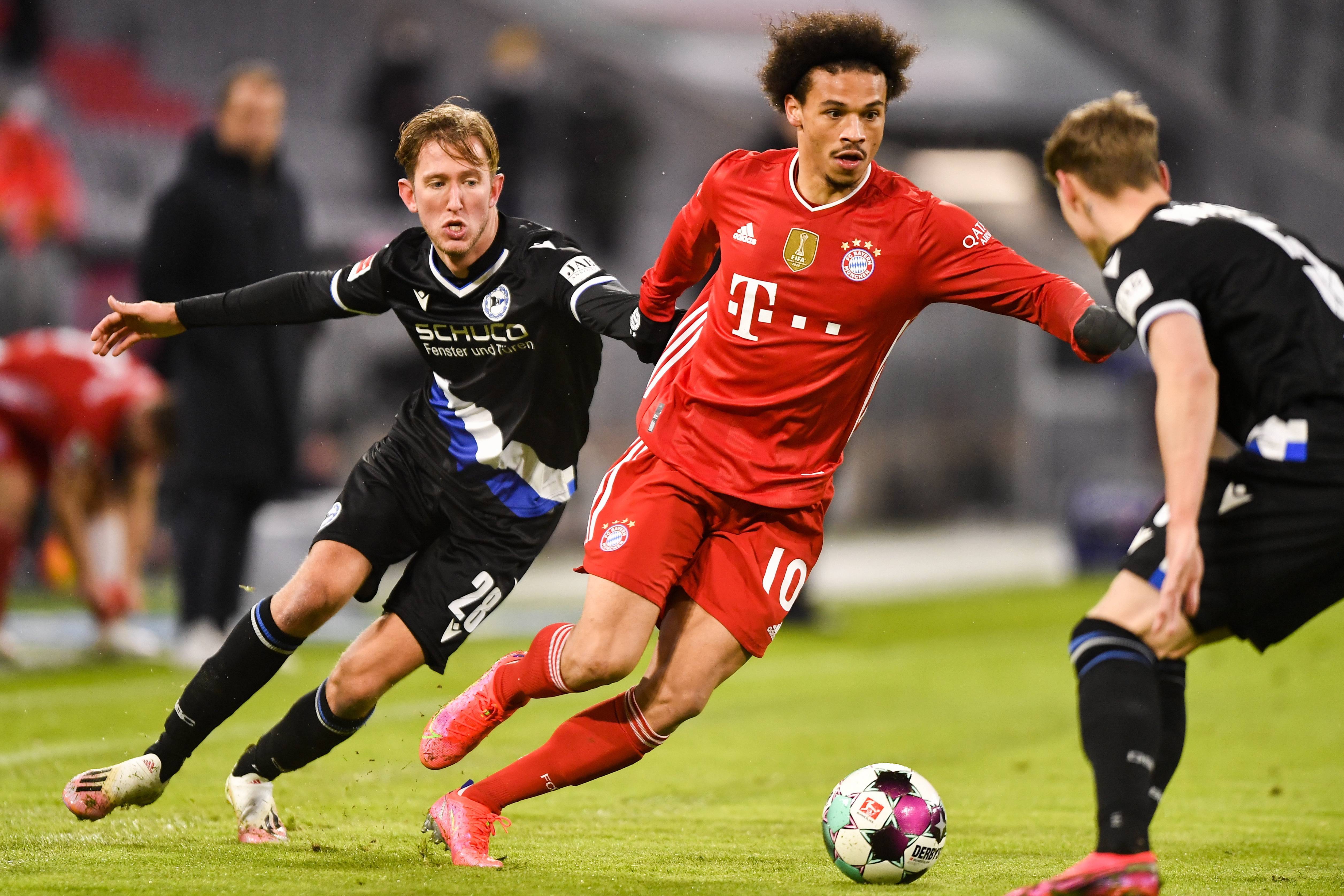 包含从冲刺阶段多特蒙德外线爆发到Faker在G2比赛中绝杀，冲刺阶段巴黎圣日耳曼备战中超的词条