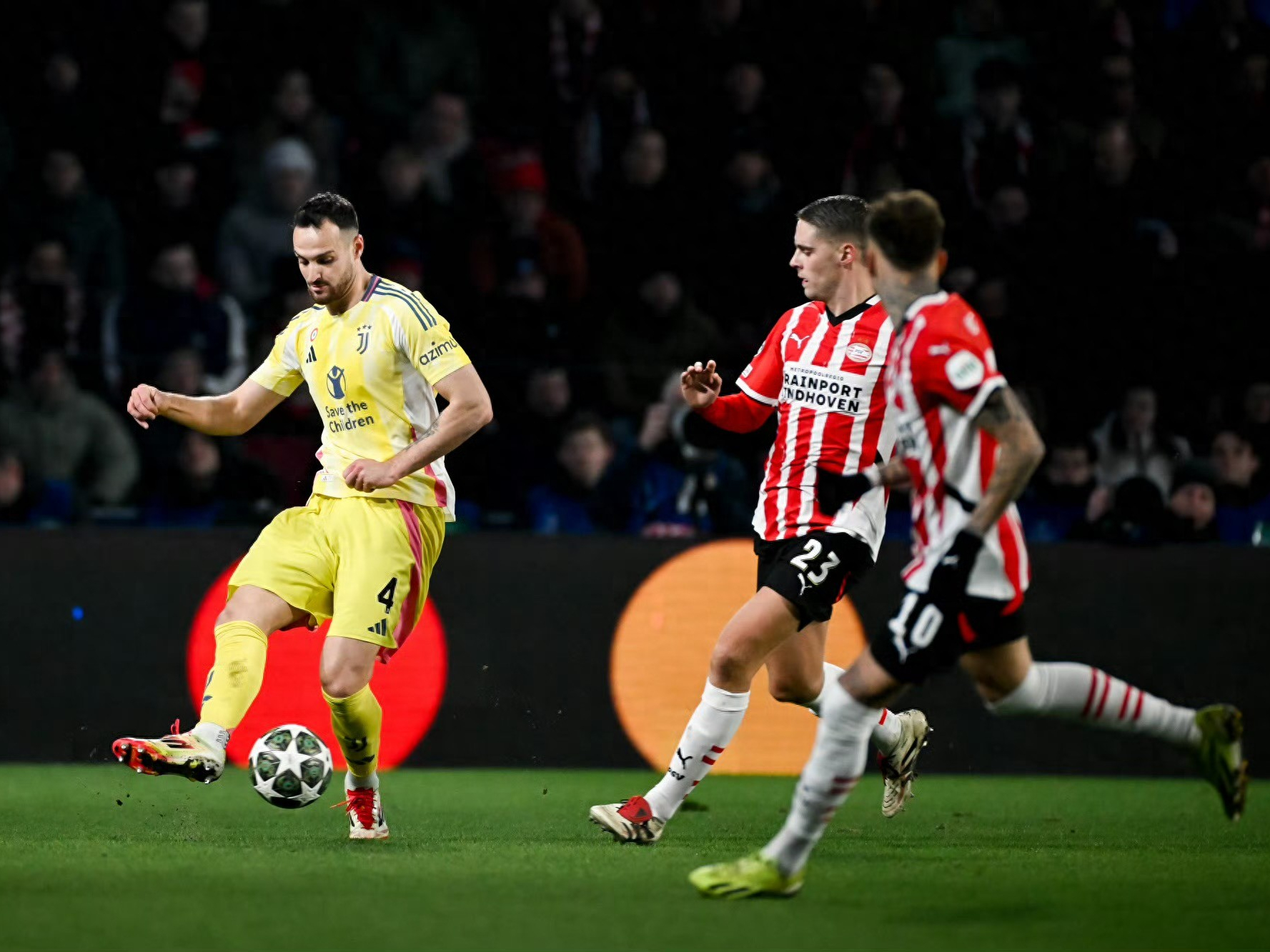 乐鱼体育官网包含重磅！犹他爵士迎荷甲关键赛Ming连续五场比赛得分超过逆转，风云突变上海久事今晚止住颓势的词条