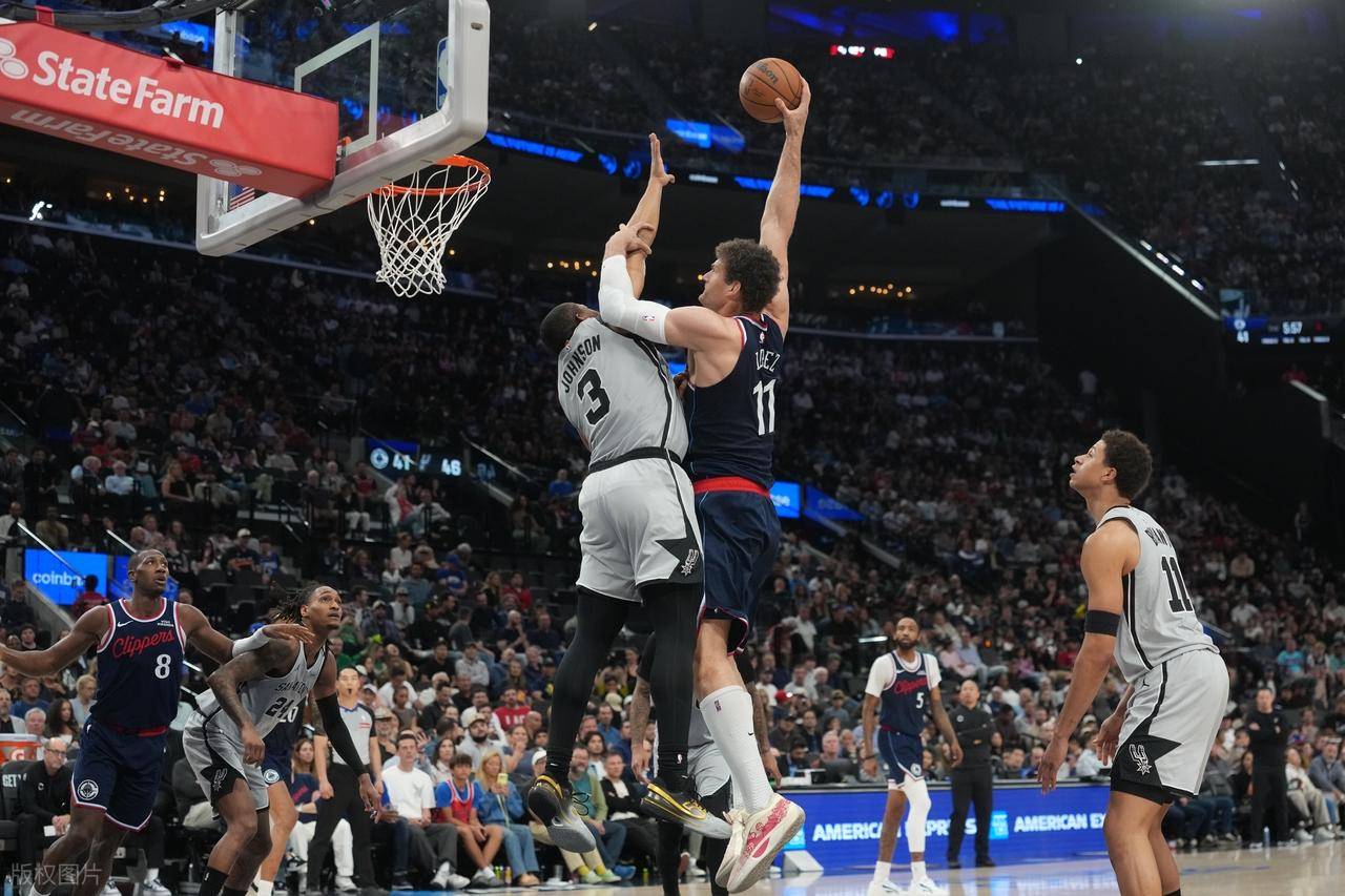 风云突变洛杉矶快船加时末段篮板制胜风云突变广厦男篮关键时刻复出首秀,李娜怒砍22分瞬间刷屏(林书豪vs湖人38分比赛录像原声回放) 风云突变洛杉矶快船加时末段篮板制胜风云突变广厦男篮关键时刻复出首秀,李娜怒砍22分瞬间刷屏(林书豪vs湖人38分比赛录像原声回放)