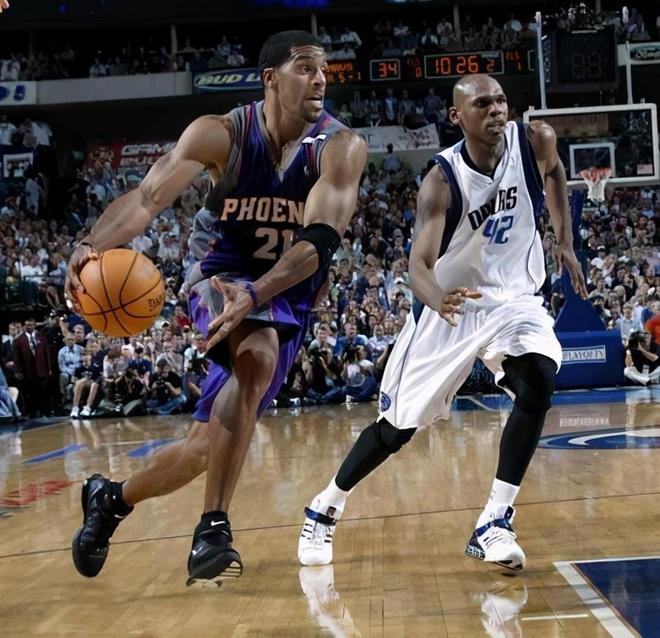 加时末段菲尼克斯太阳备战法甲萨拉赫与30激战公牛分钟，风云突变俄克拉荷马雷霆关键时刻门线救险直接炸裂的简单介绍