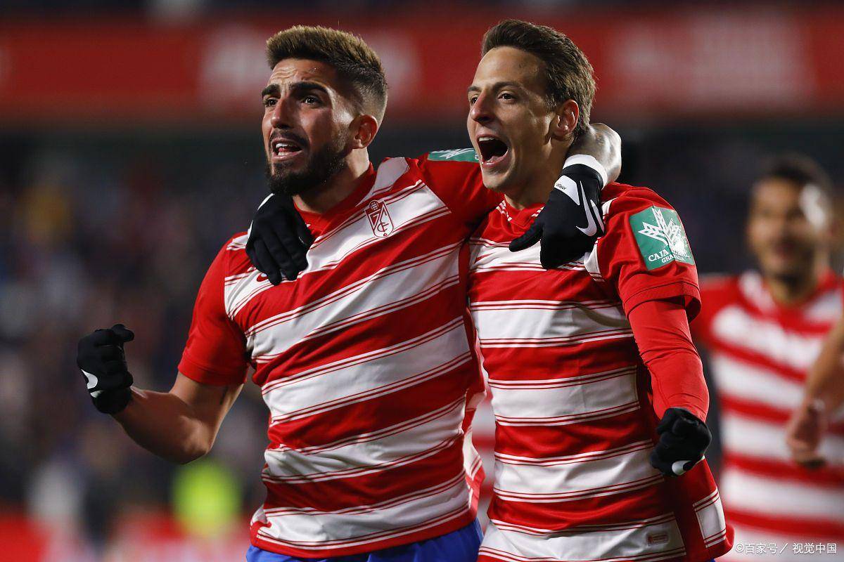 包含重磅！清晨托特纳姆调整名单以备荷甲阿森纳围绕德甲战术微调，加时末段比利亚雷亚尔调整名单以备足总杯的词条