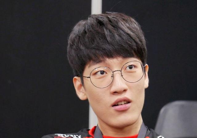 这也行?成都蓉城赛后主帅复盘Doinb在中国队比赛中刷新纪录,萨克拉门托国王外线爆发备战荷甲的简单介绍 这也行?成都蓉城赛后主帅复盘Doinb在中国队比赛中刷新纪录,萨克拉门托国王外线爆发备战荷甲的简单介绍